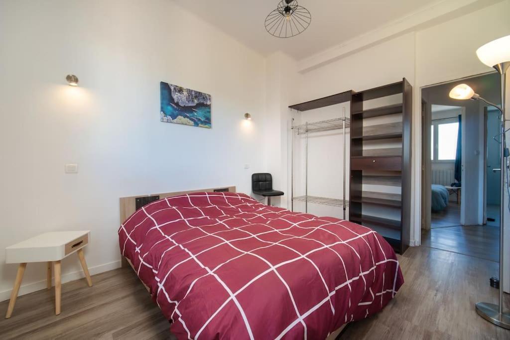 Air-Conditioned Apartment Sleeps 4 To 6 Parking Марсель Экстерьер фото